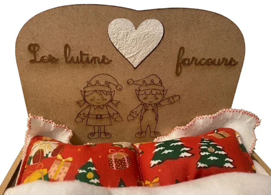 Tête de lit cœur découpée laser, lutins farceurs gravés, Lit Lutin Magique bois MDF, Créa'Flo