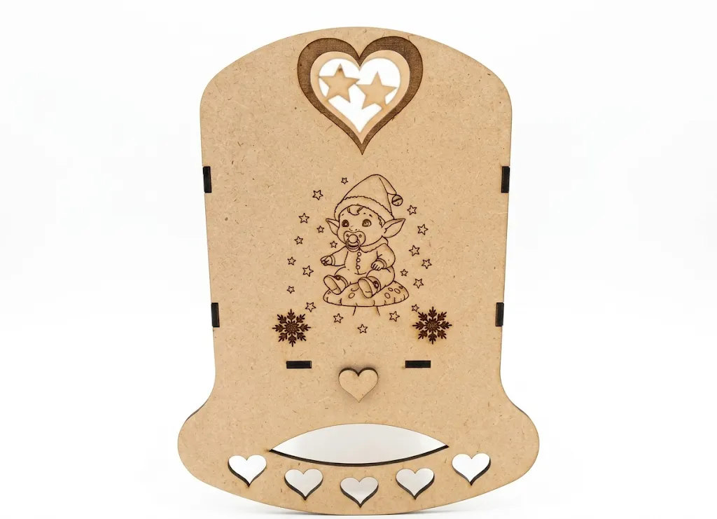 Berceau lutin bascule pied gravé bois MDF motif lutin et cœurs fait main en France, Créa'Flo