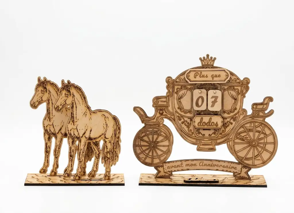 Compteur dodos attelage bois MDF gravé laser 30×14 cm, carrosse et 2 chevaux, Créa'Flo