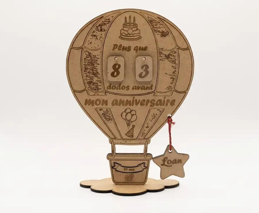Compteur dodos anniversaire ballon bois MDF gravé laser 20 cm avec nacelle, Créa'Flo
