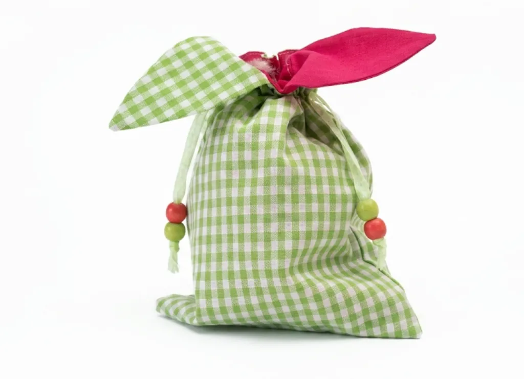 Pochon tissu vichy vert avec oreilles de lapin rose, cousu main, Créa'Flo