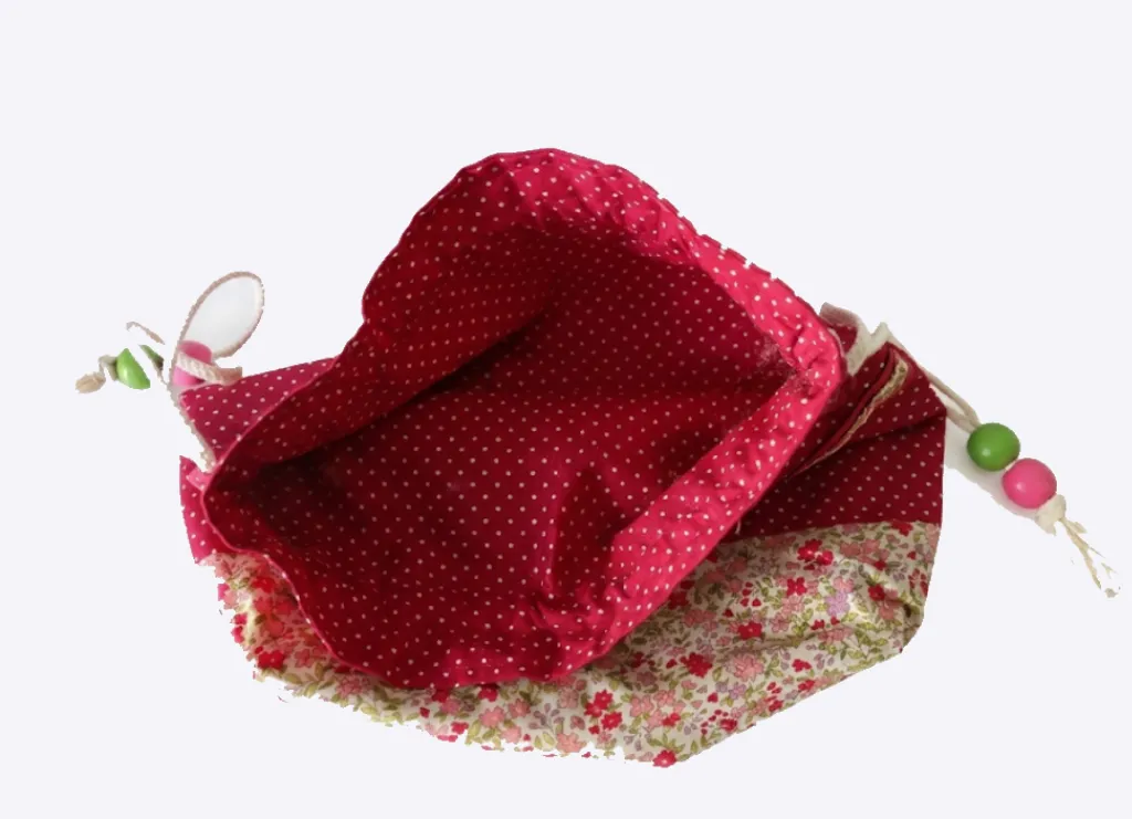 Intérieur pochon rouge fleuri, doublure coton rouge à pois blancs et tissu fleuri extérieur, cousu main Créa'Flo