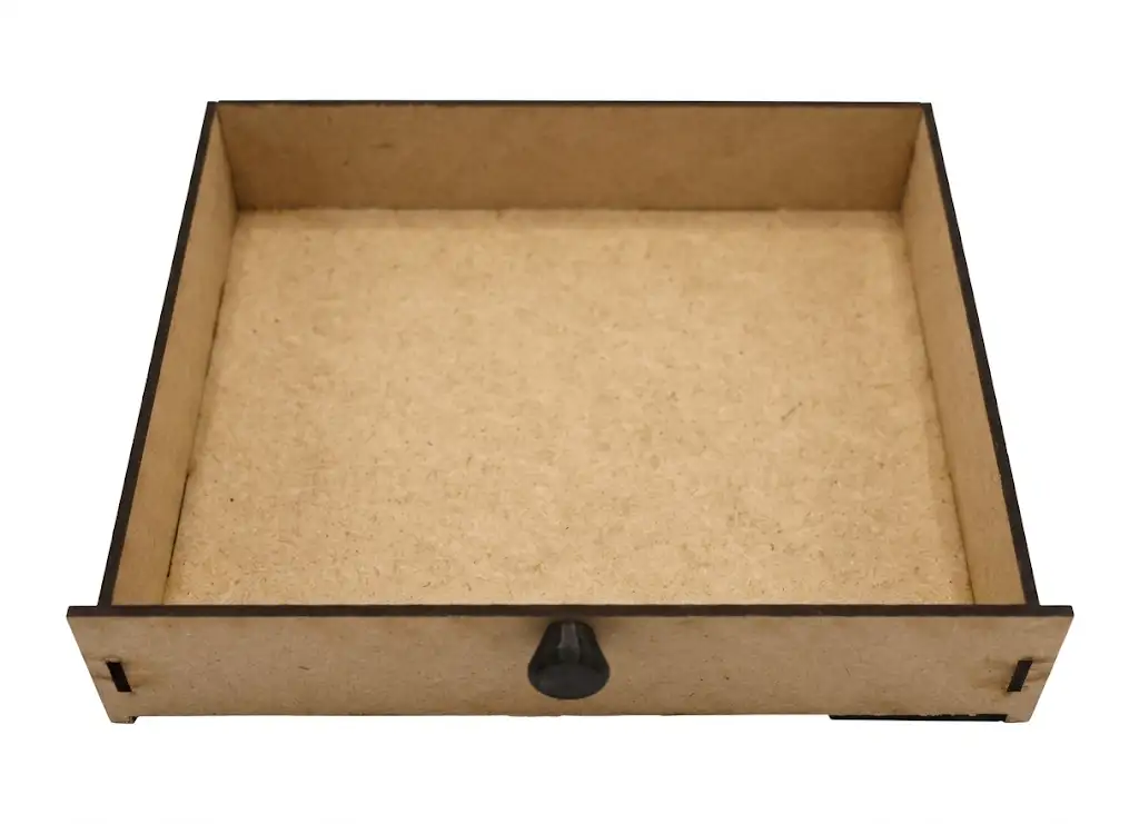 Détail tiroir individuel bois MDF poignée plastique noire, Créa'Flo by Flo